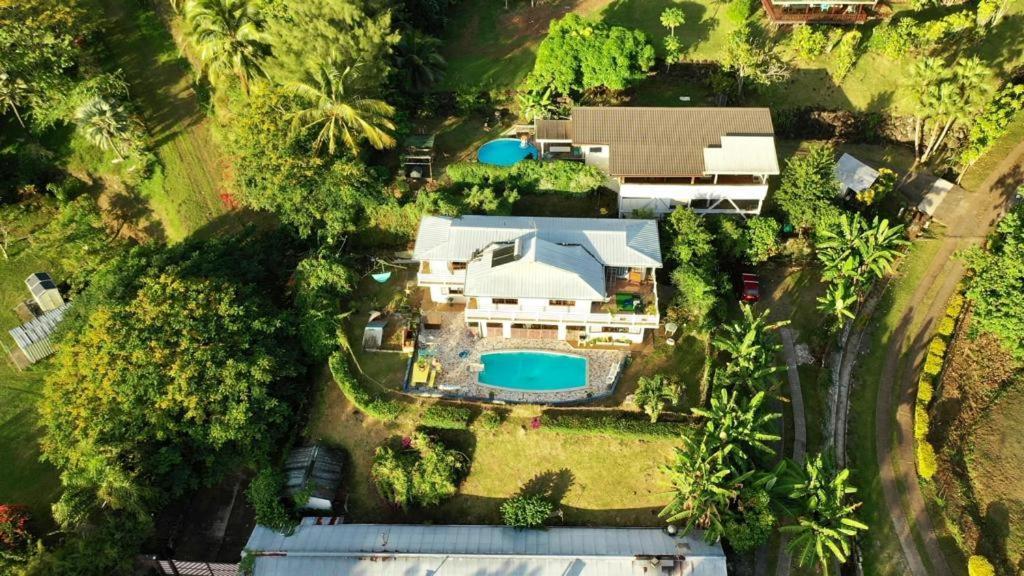 Villa Vaiana Eurl Vaiana Faratea Paopao Екстер'єр фото